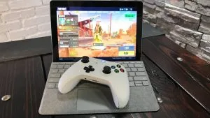 Mua Surface Go ở đâu - Giá bao nhiêu?