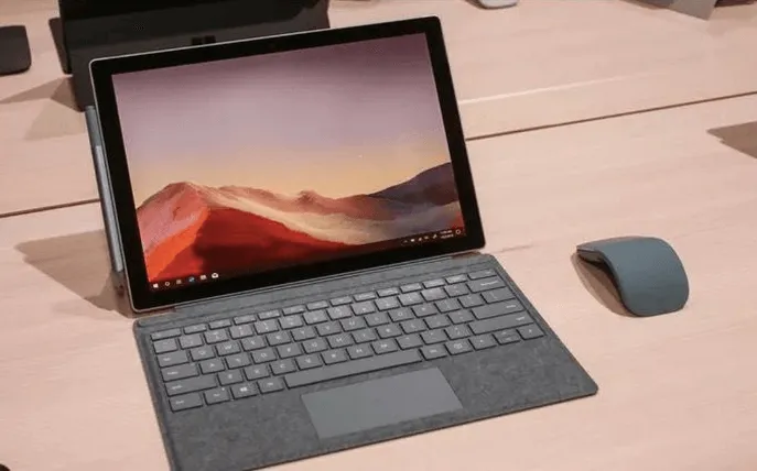 Bàn phím Surface Pro 7