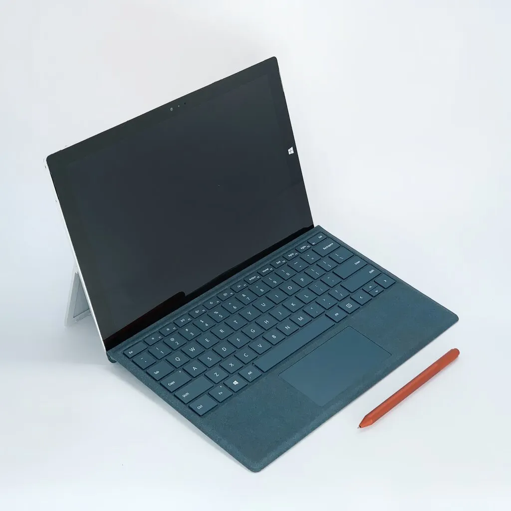 Microsoft Surface Pro 3 Cũ Core i7/RAM 8GB/SSD 256GB